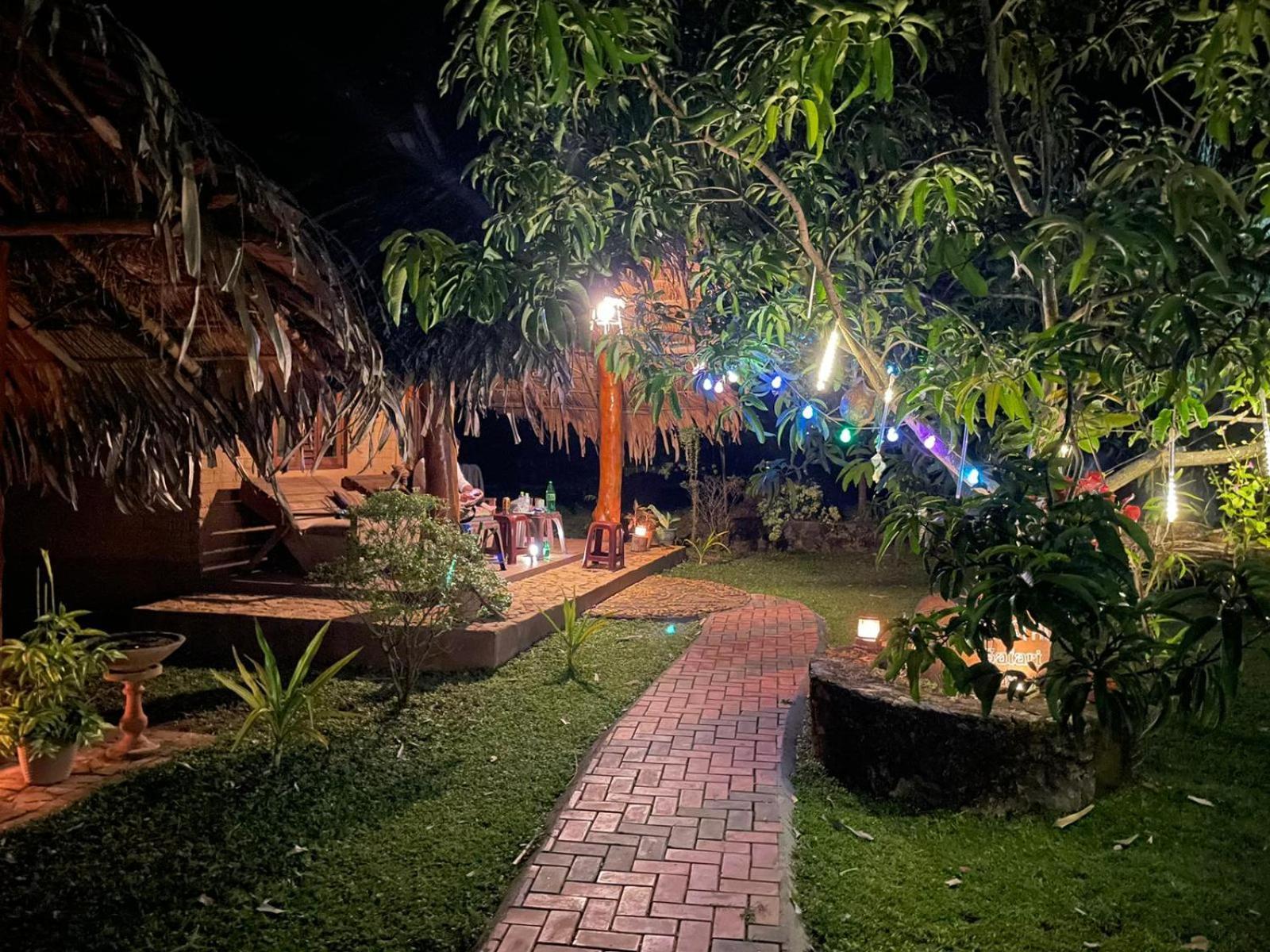 אודוואלאווה Hasthi Safari Cottage מראה חיצוני תמונה
