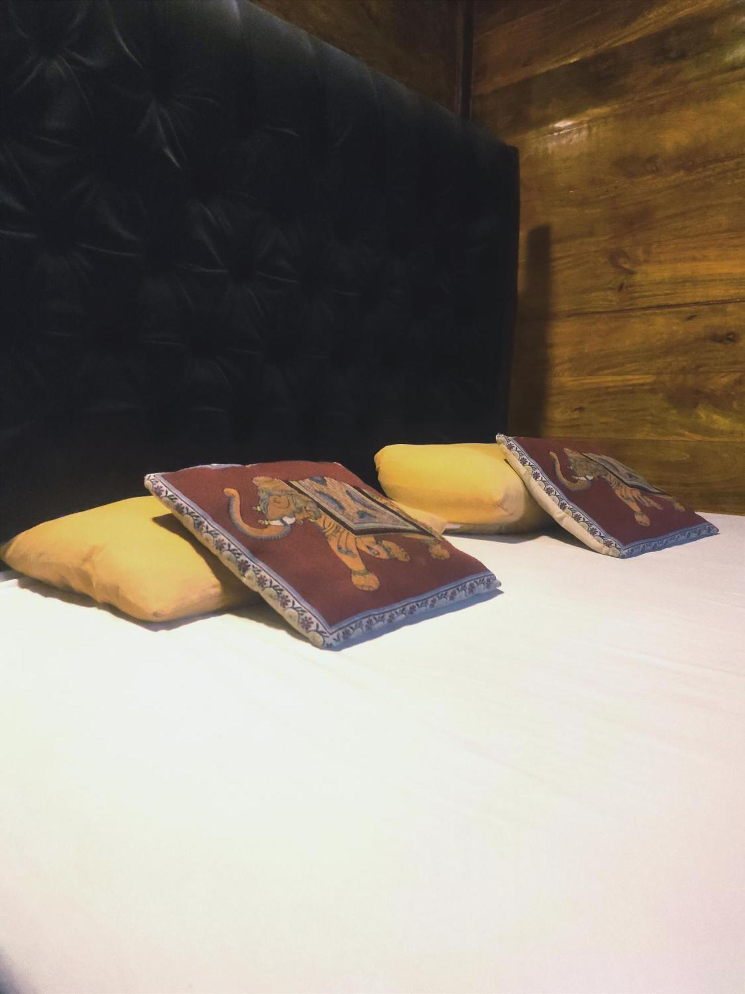 אודוואלאווה Hasthi Safari Cottage מראה חיצוני תמונה